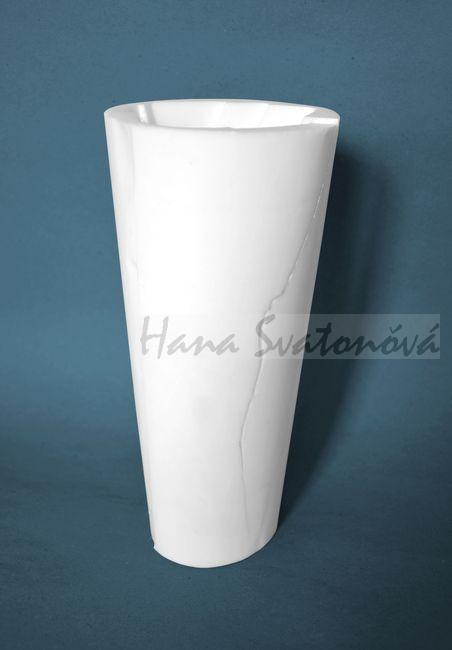 Plastika vysoká ovál - výška 23cm