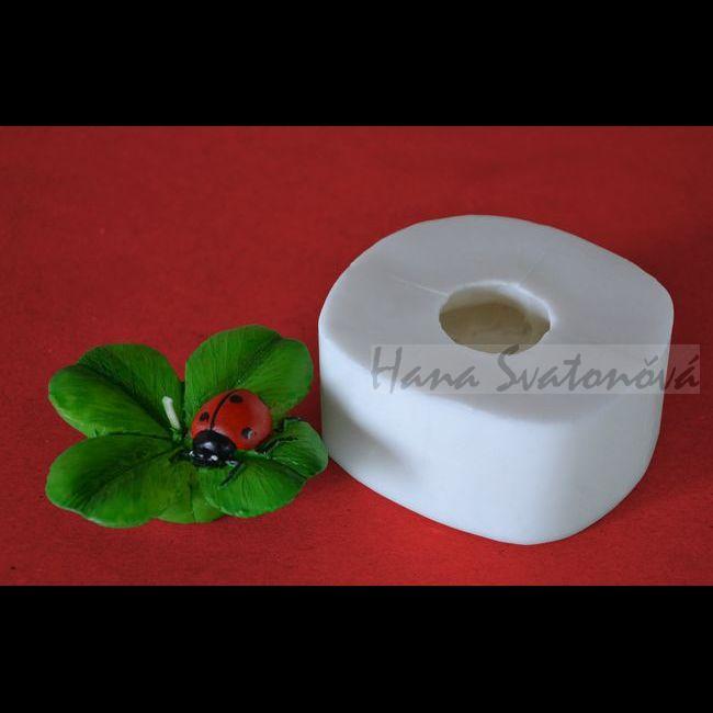 Květ Čtyřlístek s beruškou - průměr 6,5cm