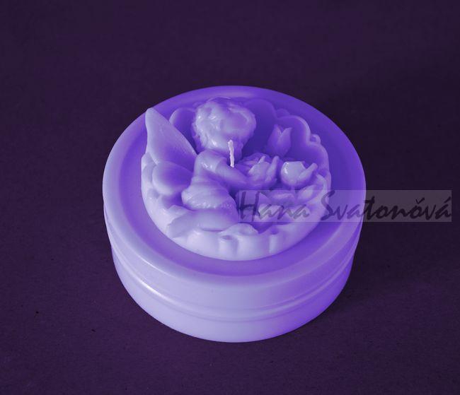 Andílek s růží válec - průměr 10cm
