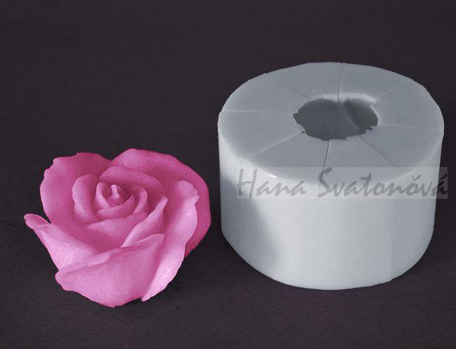 Květ Růže střední ll - průměr 7cm