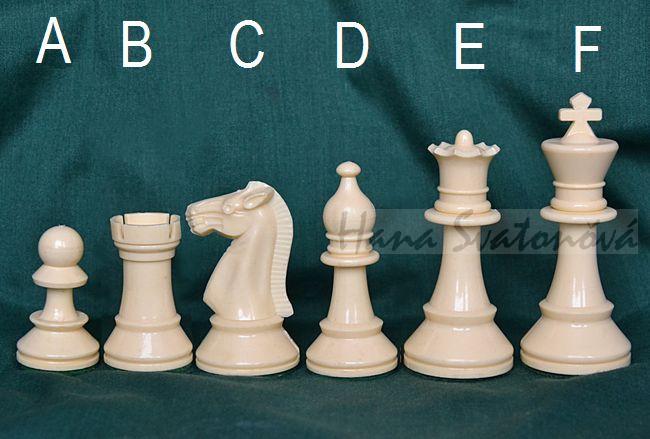 Šachové figurky malé - Střelec, výška 6,5cm