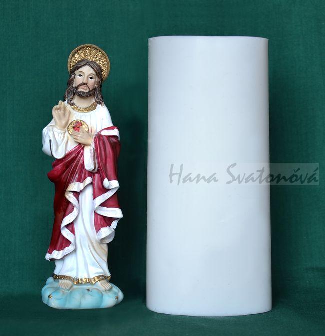 Kristus v červeném rouše - výška 14,5cm