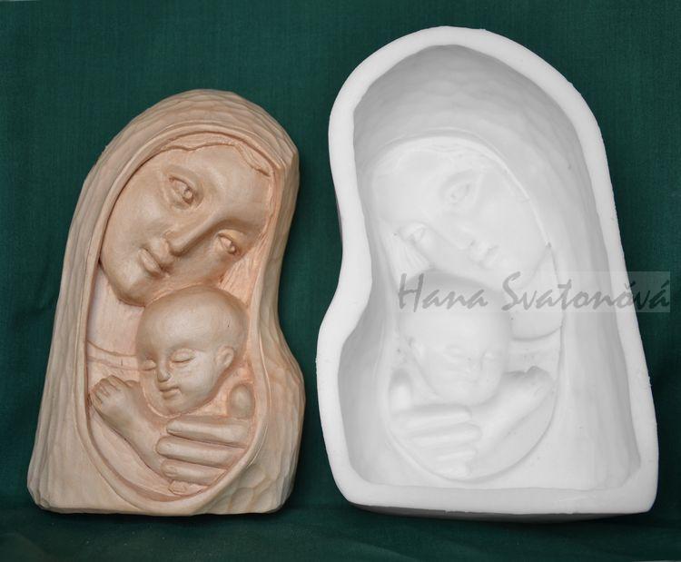 Madona s dítětem, velikost 12,5x20x5,5cm