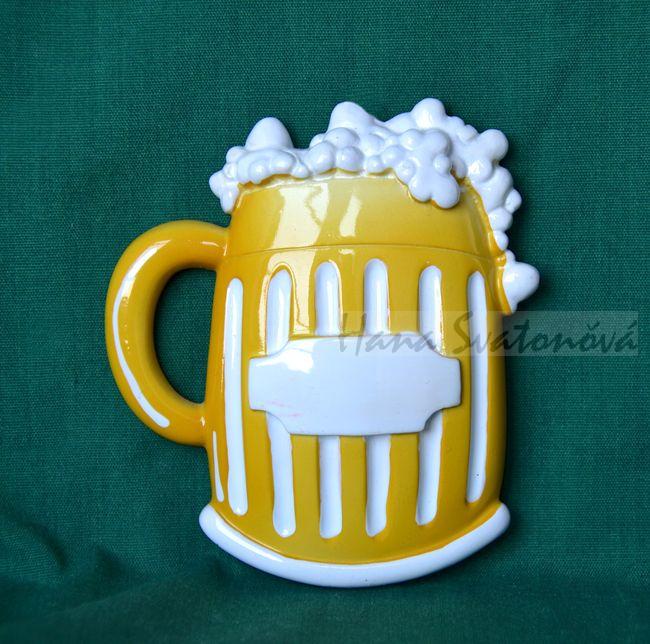 Relief Pivo, vel. 7,5x8,5cm