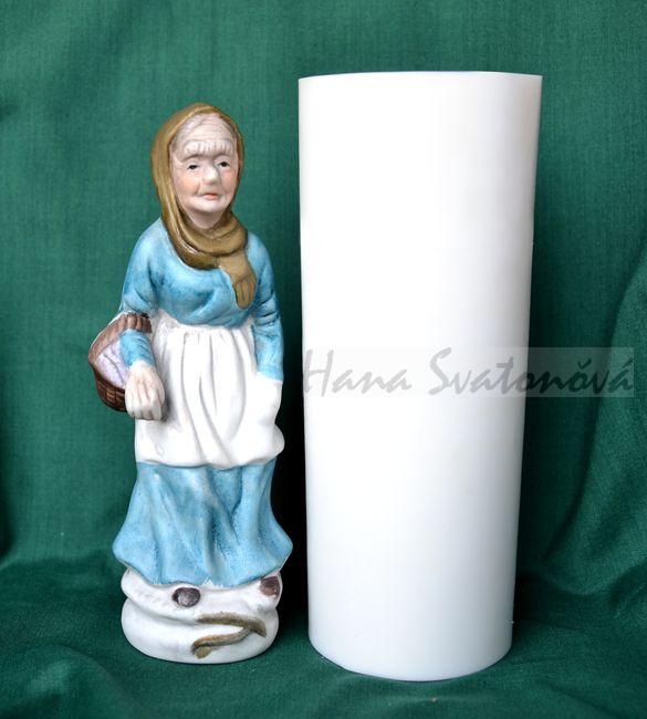 Stařenka - výška 17,5cm