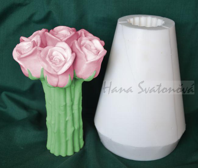 Kytice 6 růží - výška 18,5cm