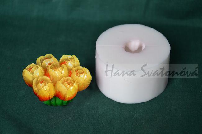 Tulipánky květy- výška 2,5cm