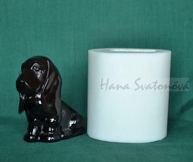 Pejsek Baset - výška 8,5cm
