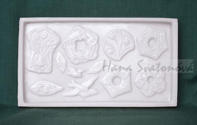 Relief Tabulka 4