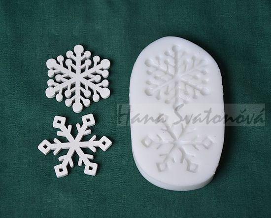 relief 2 sněhové vločky - vel.3,5cm