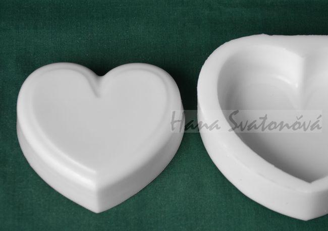 Srdce s lemem 8x7x2cm