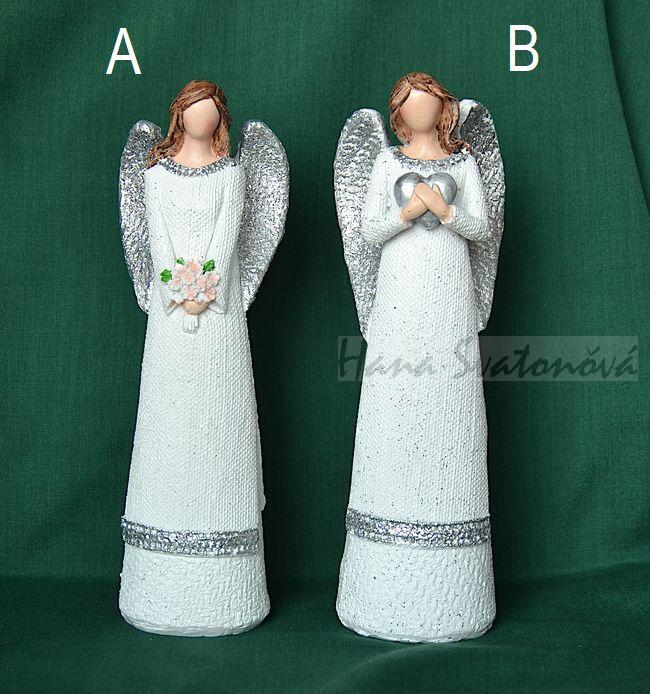 Anděl se stříbrným lemem - výška 20cm