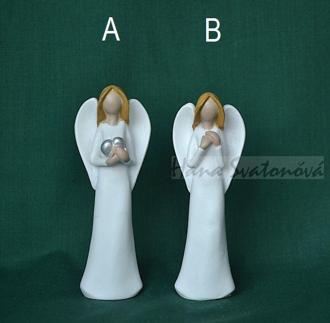 Andělíček bílý se srdcem na hrudi - výška 9,5cm
