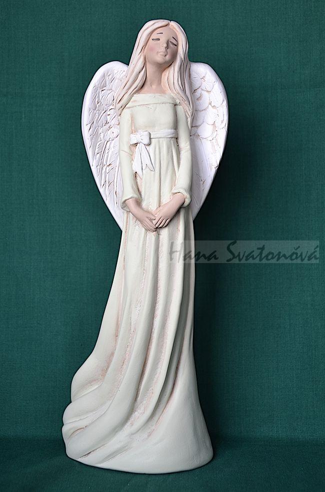 Anděl v šatech s mašlí - výška 30cm