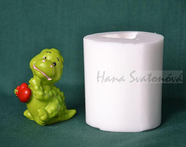 Dráček se srdíčkem, výška 4,5cm