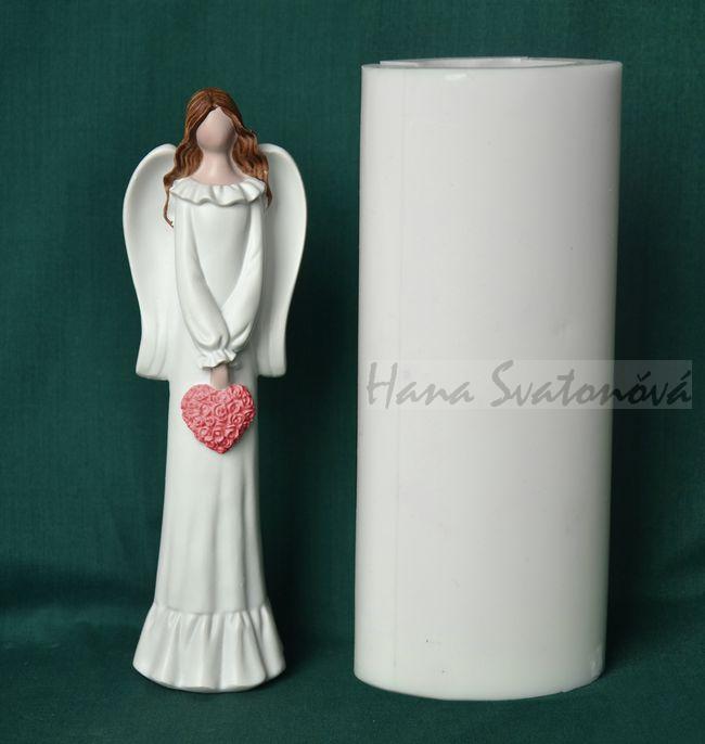 Andělka s kanýrem - výška 20cm