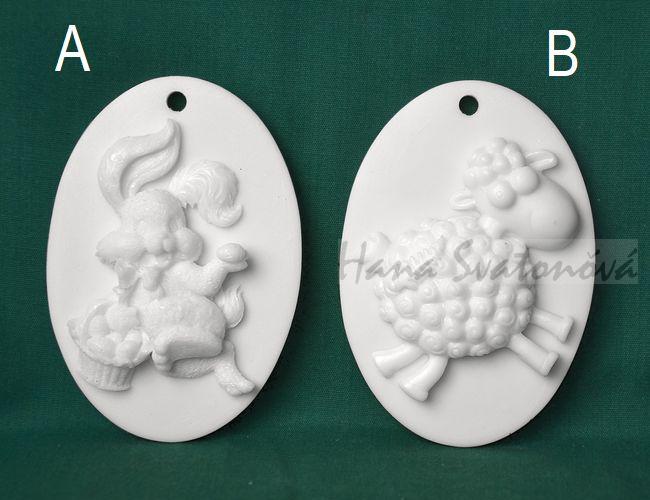 Relief Ovál závěs - Ovečka, vel 6,9x9,2cm