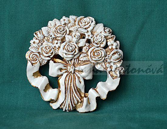 Relief kytice růží s mašlí, kruh - průměr 9cm