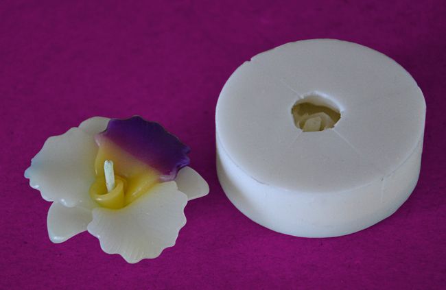 Orchidej malá - průměr 5cm