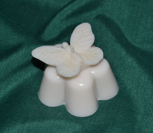 Motýl (květ) výška 4cm