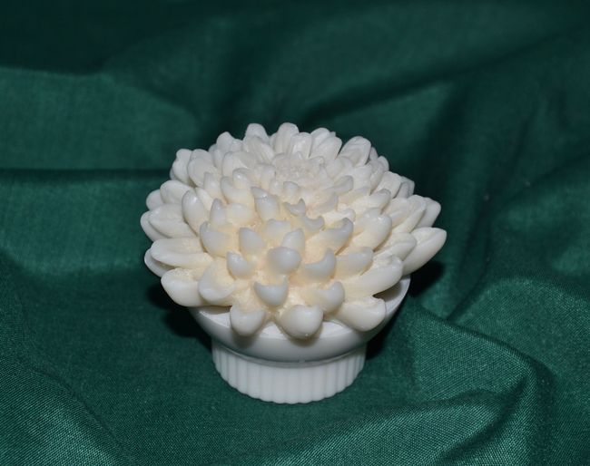 Květ chryzantéma (kruh) výška 6cm
