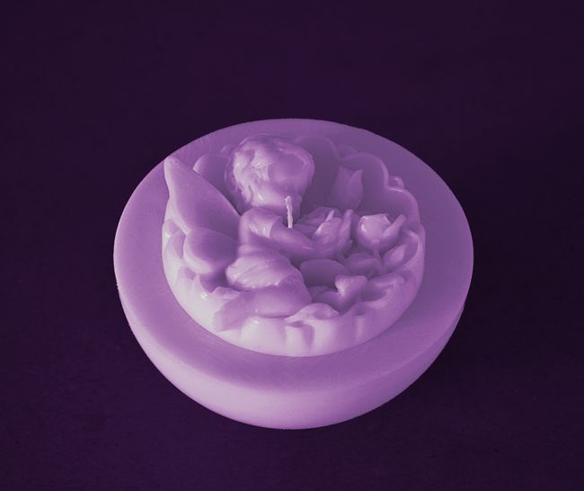 Andílek s růží půlkoule - průměr 10cm