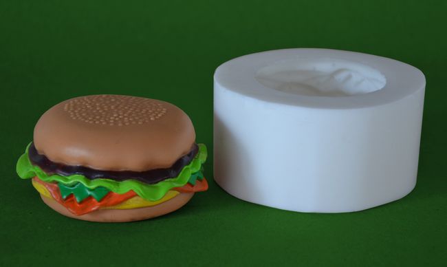 Hamburgr - výška 9cm