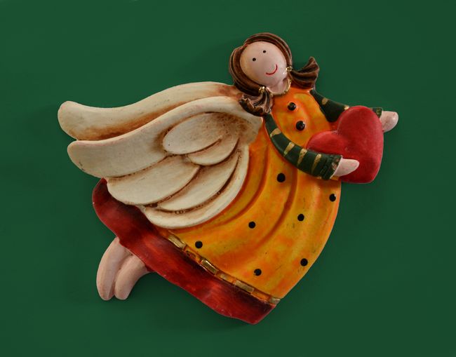 Relief Andělíček letící se srdíčkem - vel 8cm