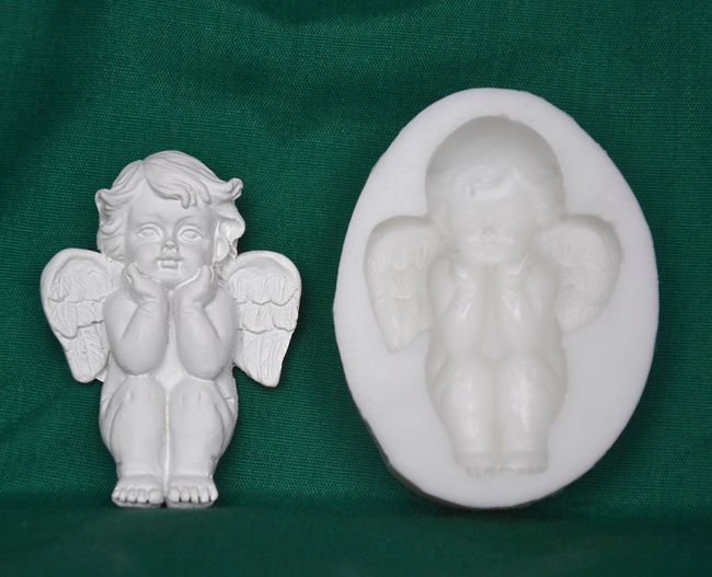Relief Andílek s tvářemi v dlaních - vel. 4x6,5cm