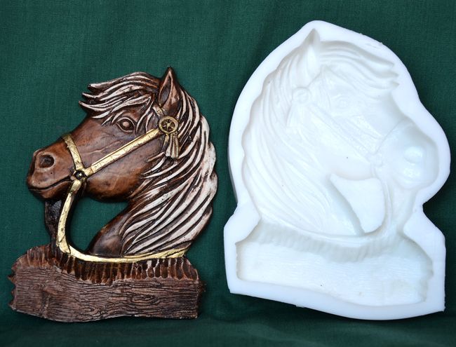 Relief Hlava koně 9,5x12,5cm