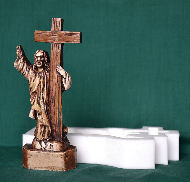 Kristus s křížem - výška 13,5cm