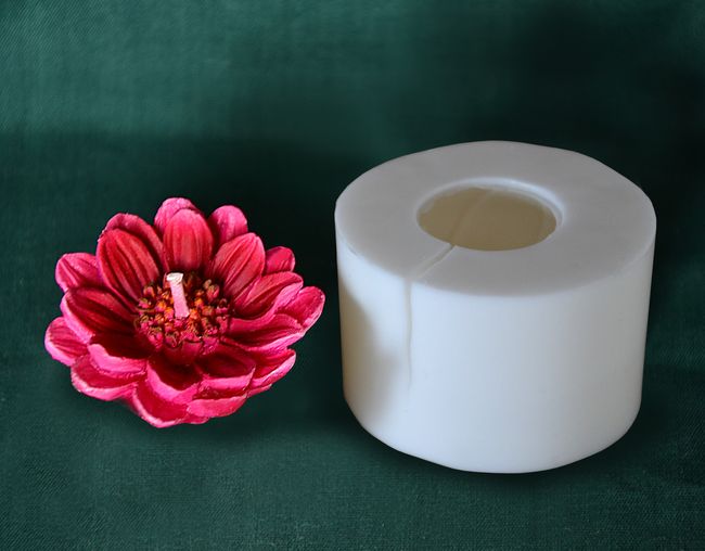 Květ Kopretina červená - průměr 4cm