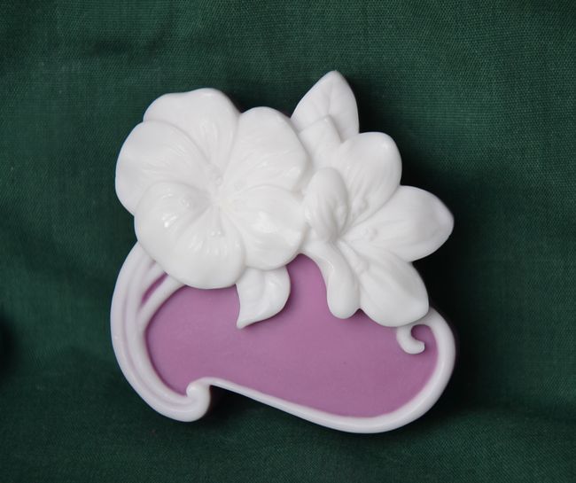 Květinová dekorace 1, velikost 5x8x2cm