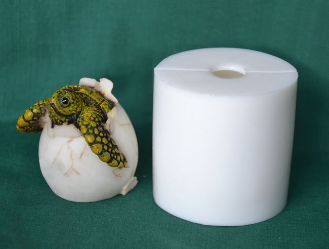 Želvička ve vajíčku - výška 4,8cm