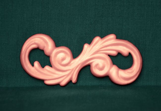 Relief ornament, velikost 9,5x4cm