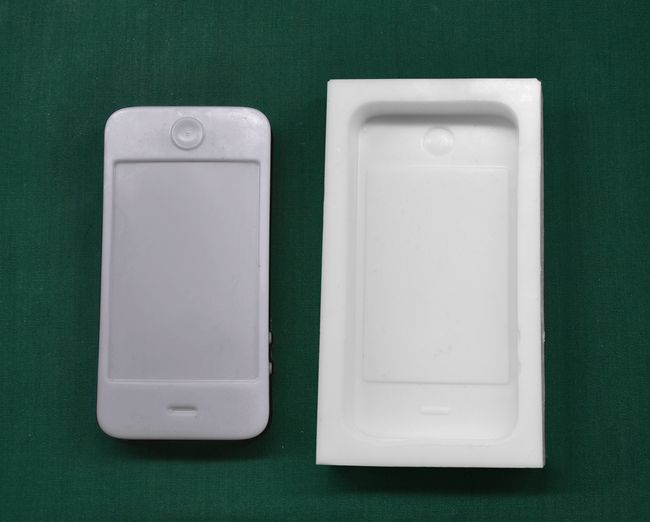 Mobil - velikost 5,3x10,5x1,3cm