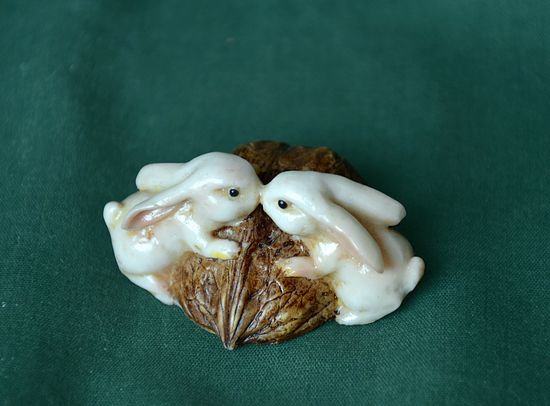 Králíci na skořápce - výška 2cm