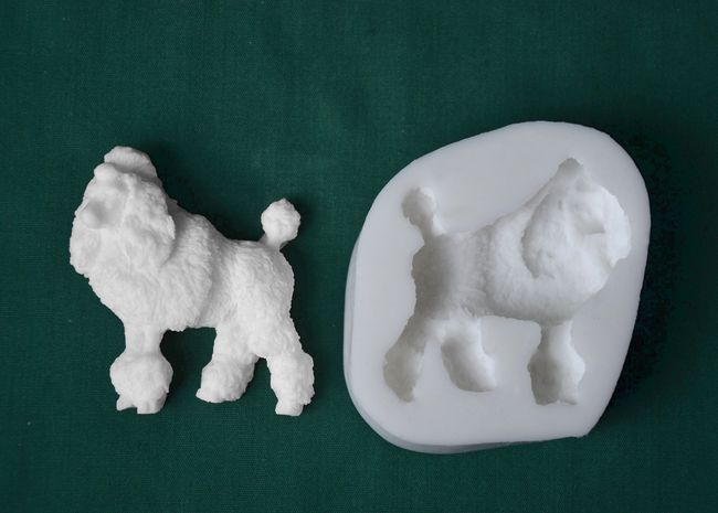 Relief Pes Pudl, vel 5,5x6cm