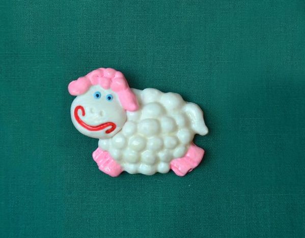 Relief Ovečka, vel 5x4cm