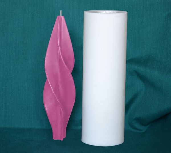 Vícehran kroucený - výška 19,5cm