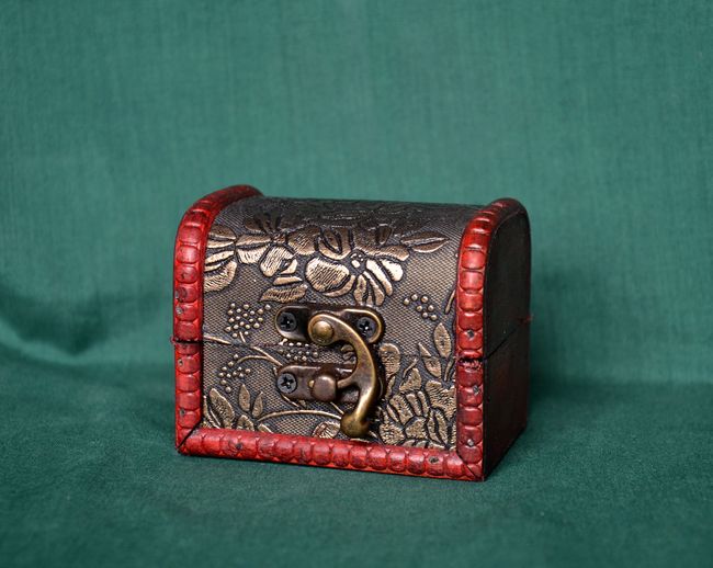 Kazeta, vel. 8x6x6,5cm