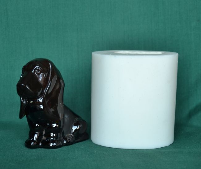 Pejsek Baset - výška 8,5cm