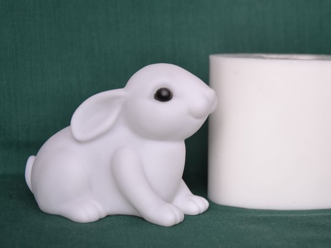 bílý Králík - výška 8,5 cm