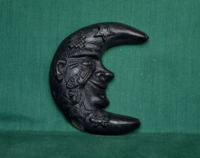 Relief - Mayská soška Měsíc, výška 9cm