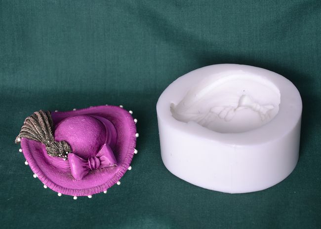 Klobouček, průměr 7cm