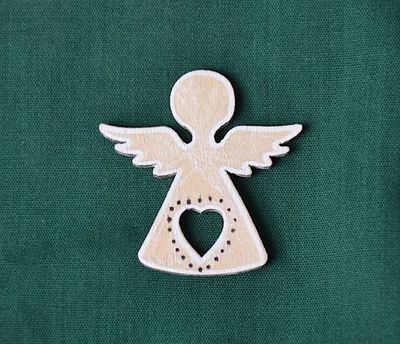 Relief Andílek se srdíčkovým otvorem, vel. 4x4cm