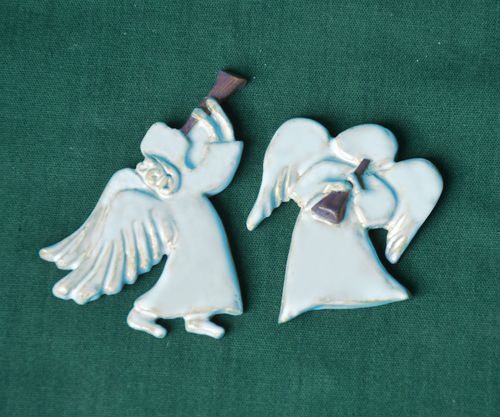 Relief 2 Andělíčci s trumpetou stojící - vel. 6 a 4cm