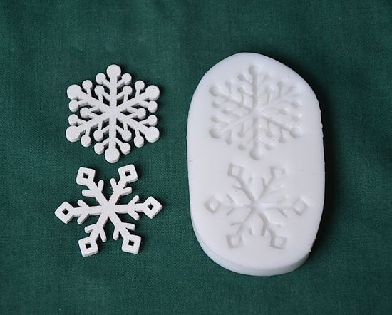 relief 2 sněhové vločky - vel.3,5cm
