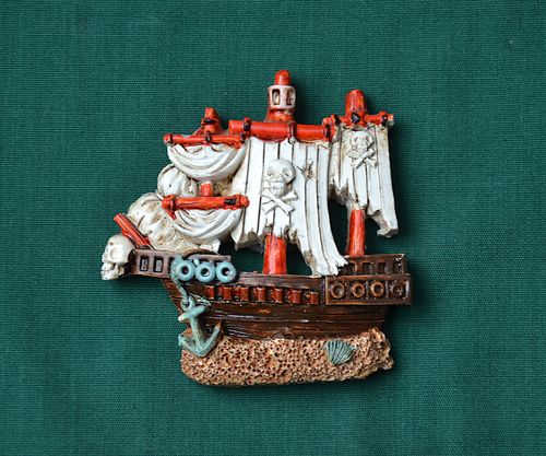 Relief Pirátská loď - vel. 6,5x7cm