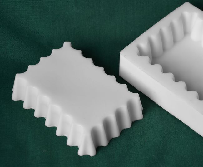 Obdélník vlnky, konický 8x5,6cm